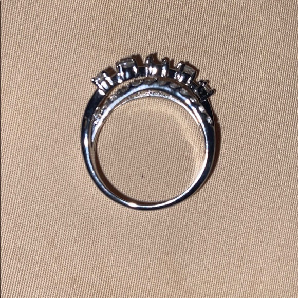 LAB-DIAMOND STERLING SILVER BAND in 14k gold - Picture 4 of 5